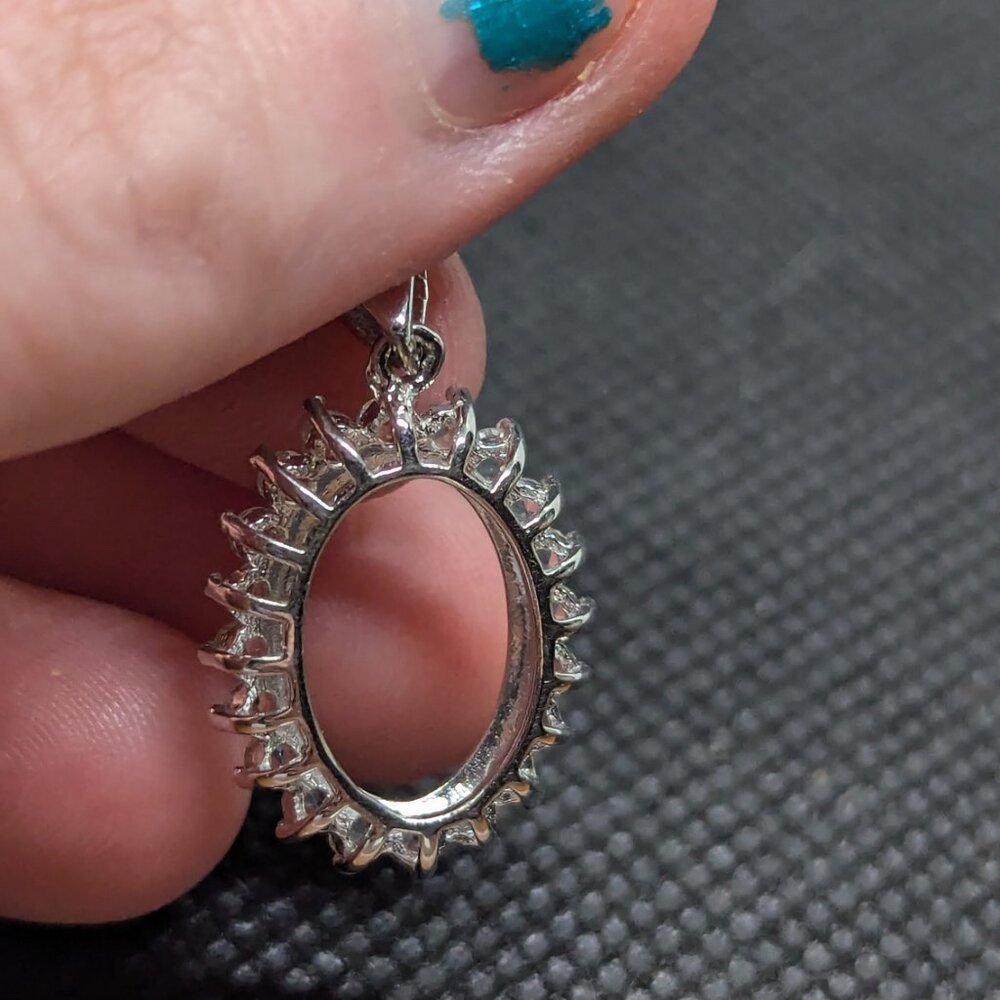 Sterling Silver and White Topaz setting in sterling for custom jewelry - Picture 4 of 7